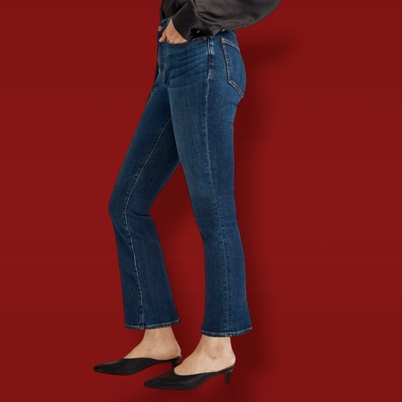 NWOT Madewell ‘Mid-Rise Kick Out Crop Jeans’ in “Colleton” Wash Size 27 - Picture 2 of 16